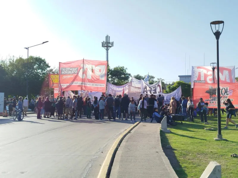 Fate: trabajadores y gremios salen a la calle en defensa del&nbsp;empleo